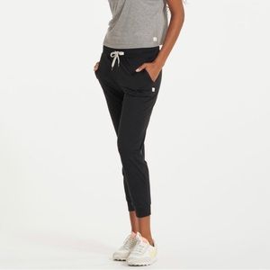 VUORI Women’s Performance Jogger (M)